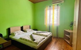Elegance Hostel&Guesthouse